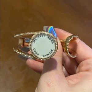 Michael kors fitness tracker